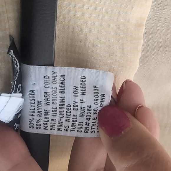 Button down blouse - Picture 3 of 14